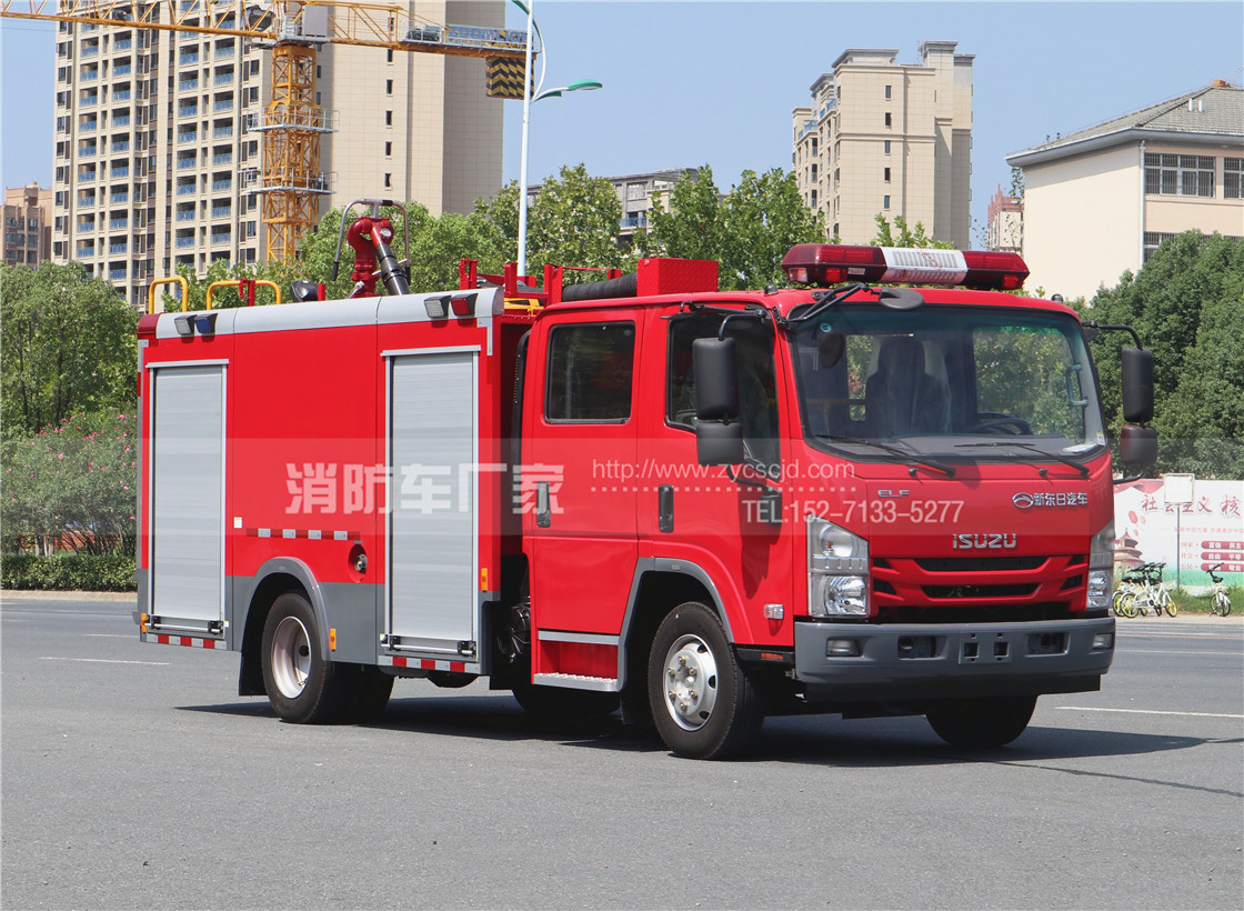 ����ʮ⏡�700P 3.5��ˮ������܇